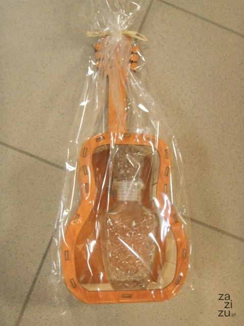 Karafka gitara 6775 Karafka gitara 6775