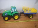 Traktor z przyczepą siano | 261