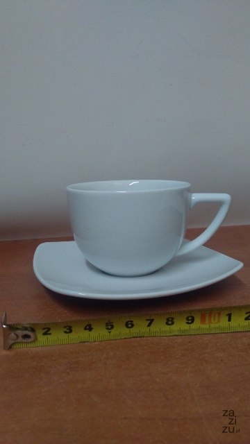 Kpl.6 filiżanek 220ml. + spodki biała porcelana TUŁOWICE Kpl.6 filiżanek 220ml. + spodki biała porcelana TUŁOWICE