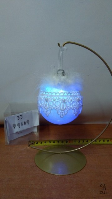 Bombka led zmieniająca kolory z koronką PIÓRKA Bombka led zmieniająca kolory z koronką PIÓRKA