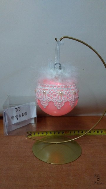 Bombka led zmieniająca kolory z koronką PIÓRKA Bombka led zmieniająca kolory z koronką PIÓRKA