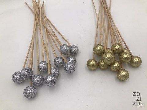 Kulki brokat 2cm na piku mix 12szt. Kulki brokat 2cm na piku mix 12szt.