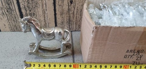Koń ceramiczny na biegunach 8szt. ZŁOTO | 447630 Koń ceramiczny na biegunach 8szt. ZŁOTO | 447630