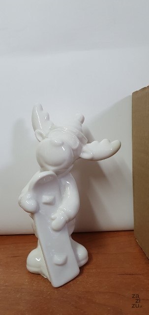Łoś ceramiczny 15x9cm BIAŁY z deskorolką | 4759340 Łoś ceramiczny 15x9cm BIAŁY z deskorolką | 4759340